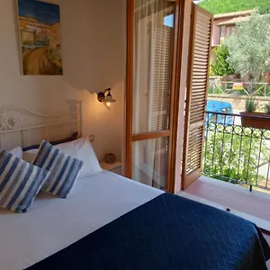 Apartment I Tre Poeti
